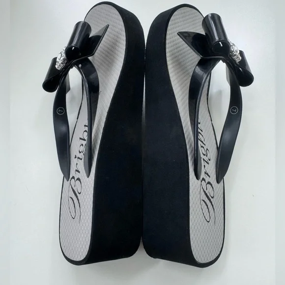 Brighton Bowie Wedge Flip Flop Sandal - Picture 7 of 11